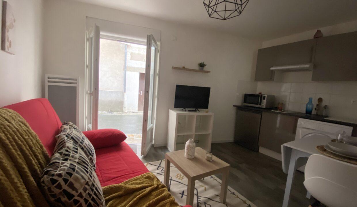 14PCP1-T1-studio-appartement-centre-ville-meublé-rénové-3