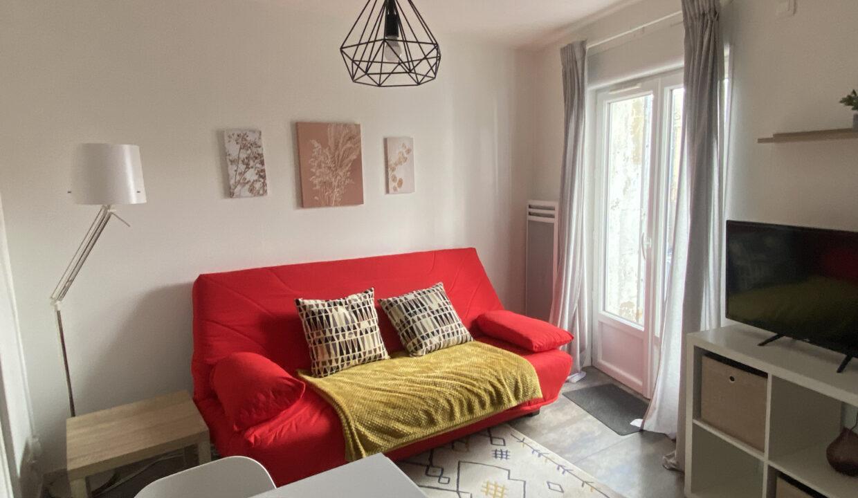 14PCP1-T1-studio-appartement-centre-ville-meublé-rénové-Poitiers-11