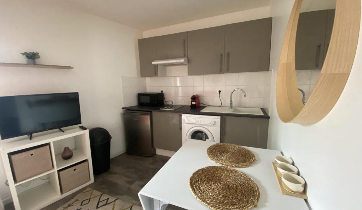 14PCP1-T1-studio-appartement-centre-ville-meublé-rénové-Poitiers-3