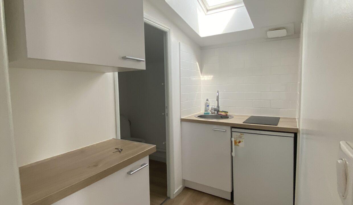 23SIMP5-T2-appartement-centre-ville-vide-rénové-Poitiers-9