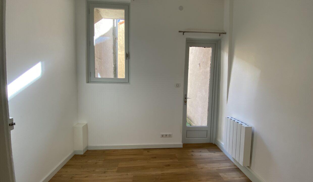 18CG4-T2-hyper-centre-Carnot-balcon-rénové-11