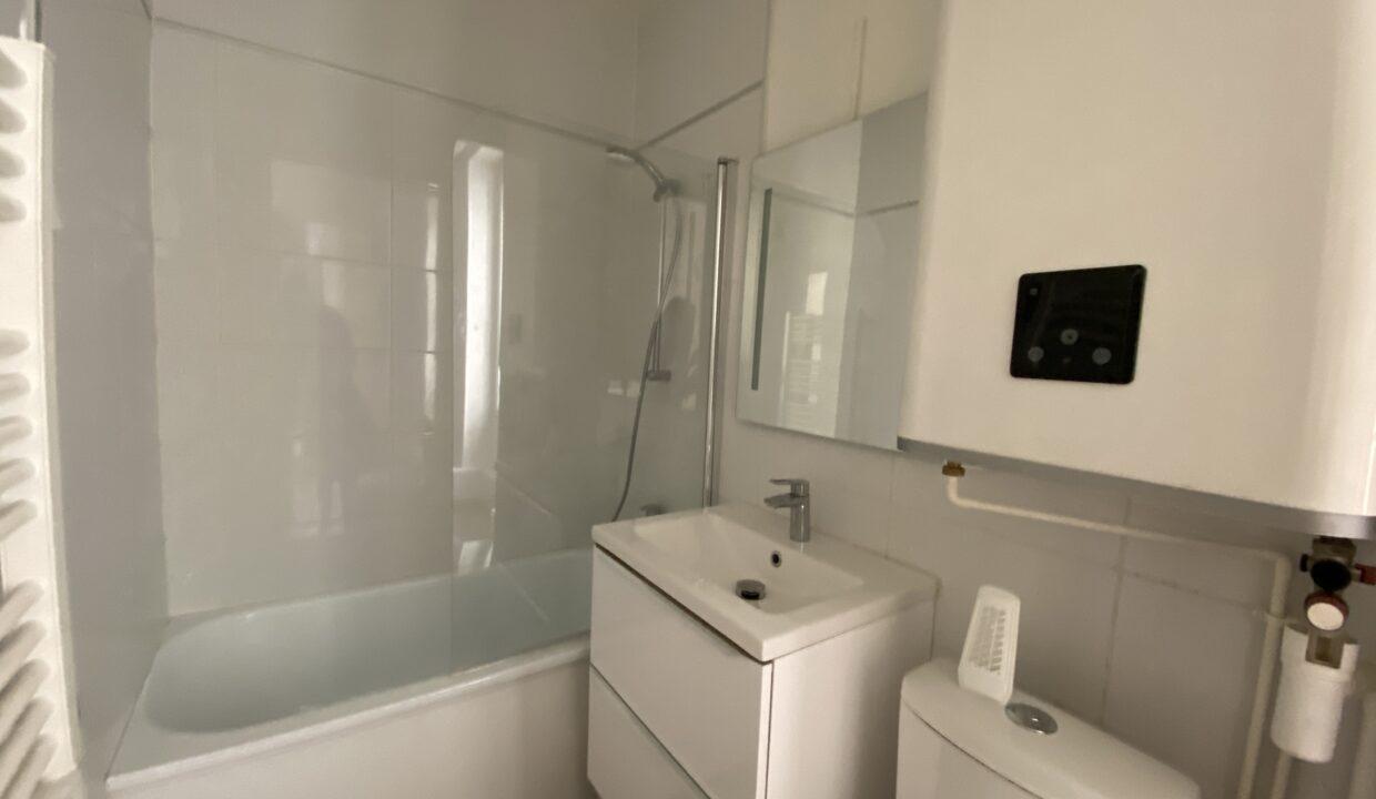 18CG4-T2-hyper-centre-Carnot-balcon-rénové-13