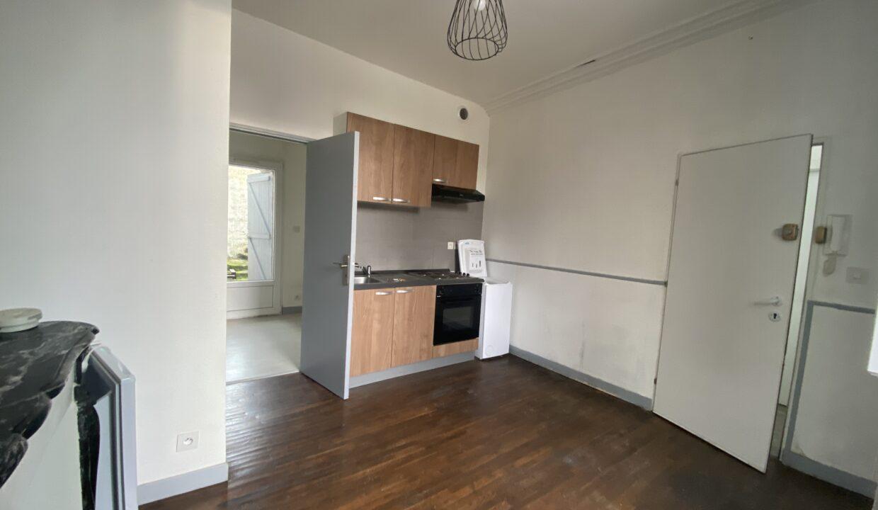 3PN2-T2-rénové-Pont-Neuf-cours-privative-11