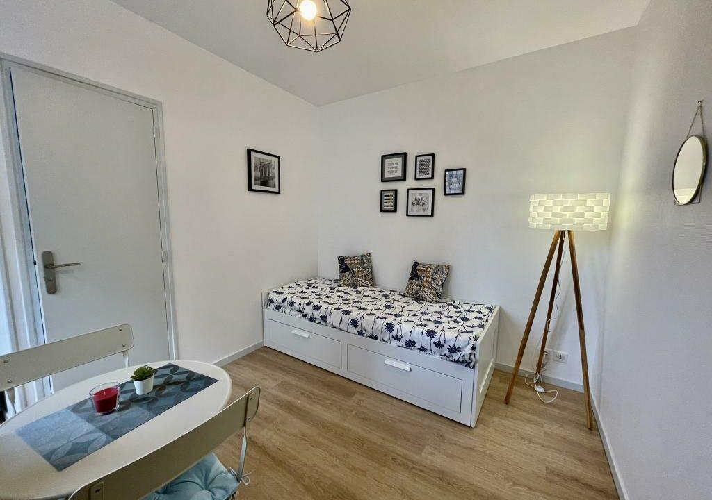 13CH3-T1-studio-appartement-centre-ville-meublé-rénové-3