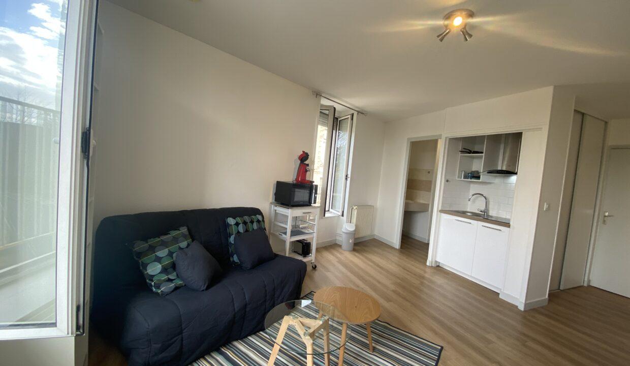 22SOL5-T2-appartement-Solférino-meublé-renove-3