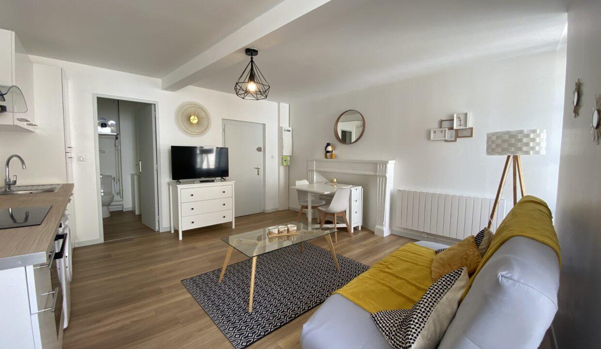 6JB4-T1-appartement-meublé-centre-ville-Poitiers-4