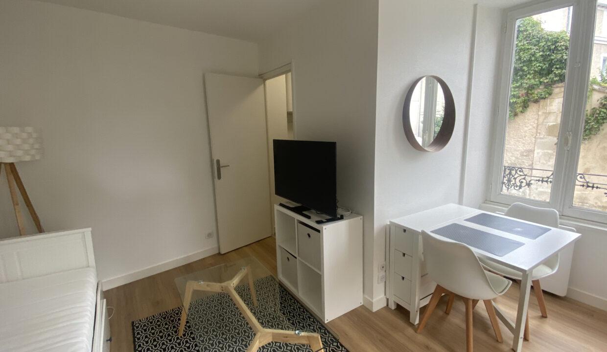 32FO2-T1-appartement-centre-ville-meublé-rénové-8